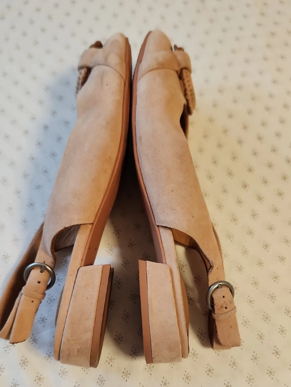 Gentle Souls by Kenneth Cole Blush Suede Slingback Flats with Decorative Ring- 8